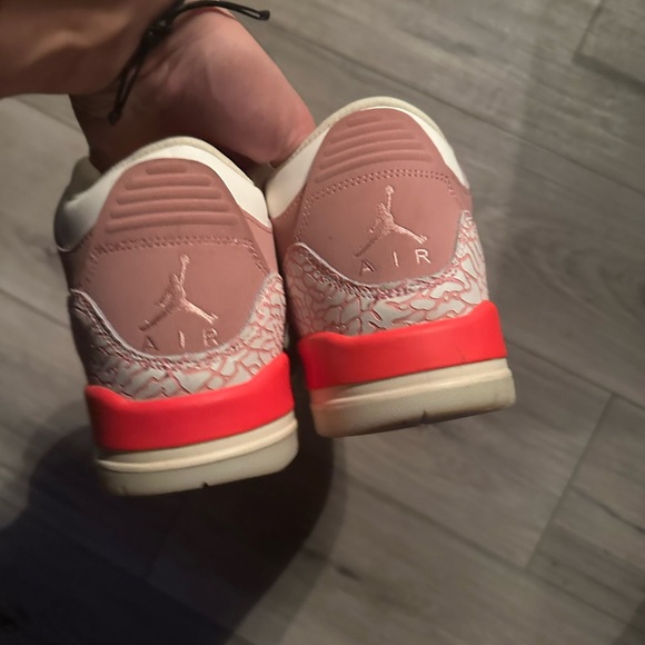 Rust pink jordan 3s used size 12m 13.5w